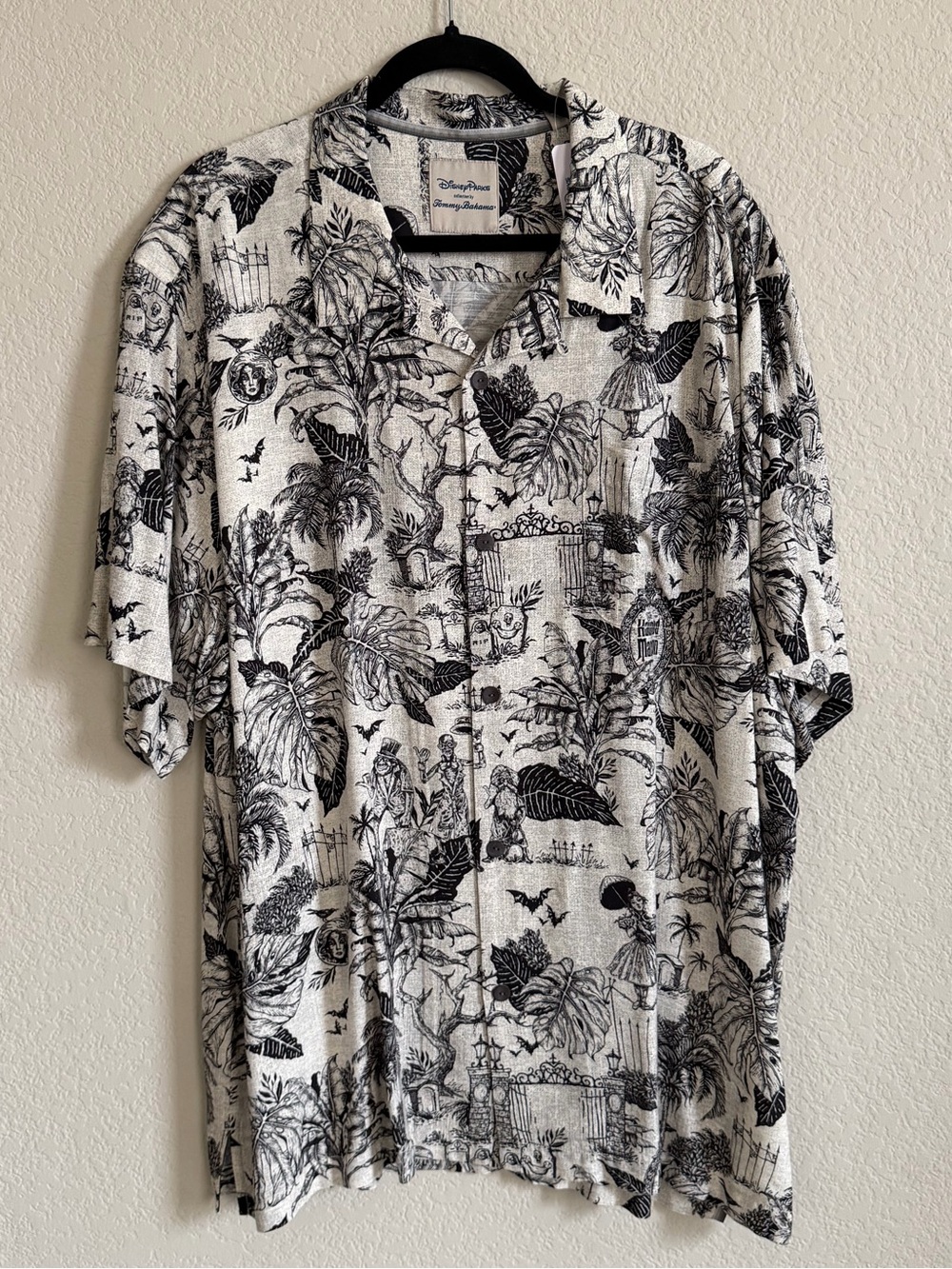 Disney Parks Tommy Bahama The Haunted Mansion Camp Shirt Button Up Tiki Tropical